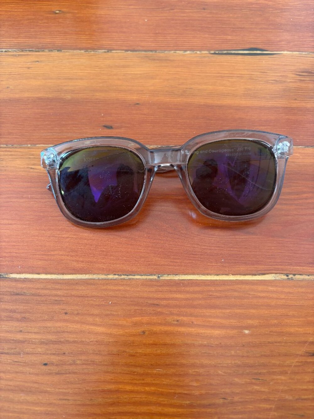 Kreedom Astonished Polarized Lens Sunglasses Gray Square Frames